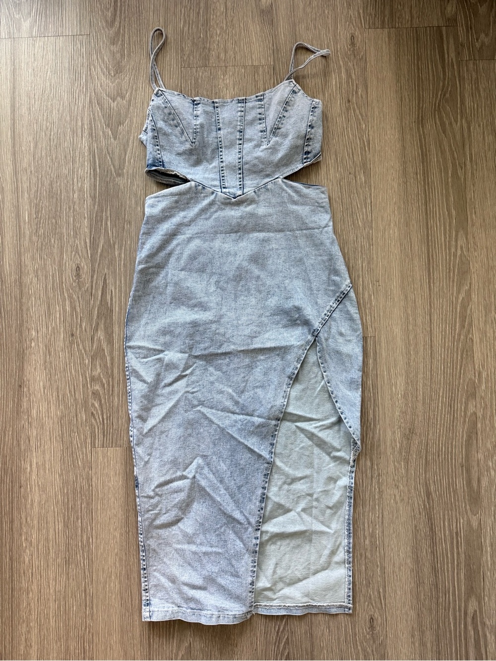 Light Wash Denim Cutout Midi Dress
